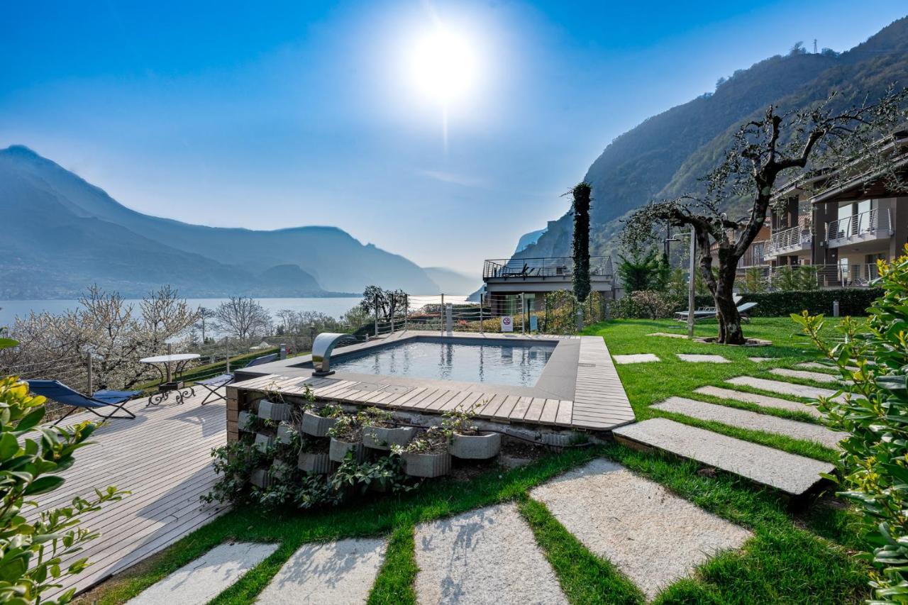 Willa Vittoria With Private Heated Pool & Shared Sauna - Bellagio Village Oliveto Lario